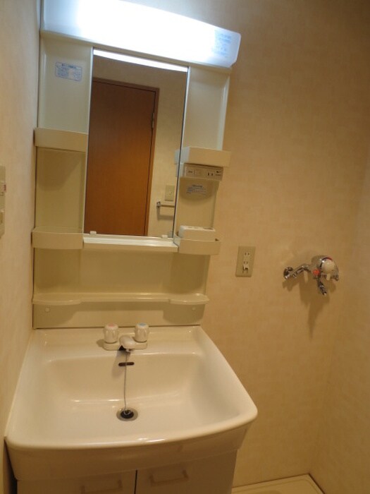 物件内観写真11　(洗面)