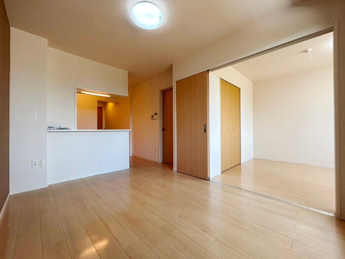 物件内観写真7　(居室)