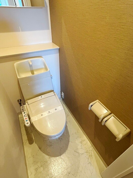 物件内観写真11　(トイレ)