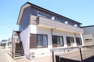 ロイヤルメゾンC外観写真