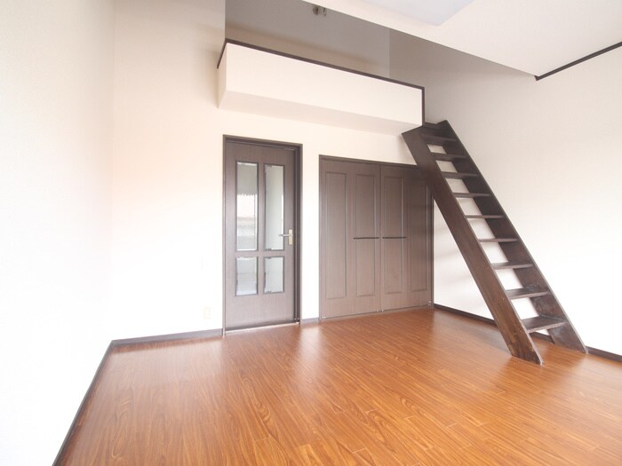 物件内観写真7　(居室)