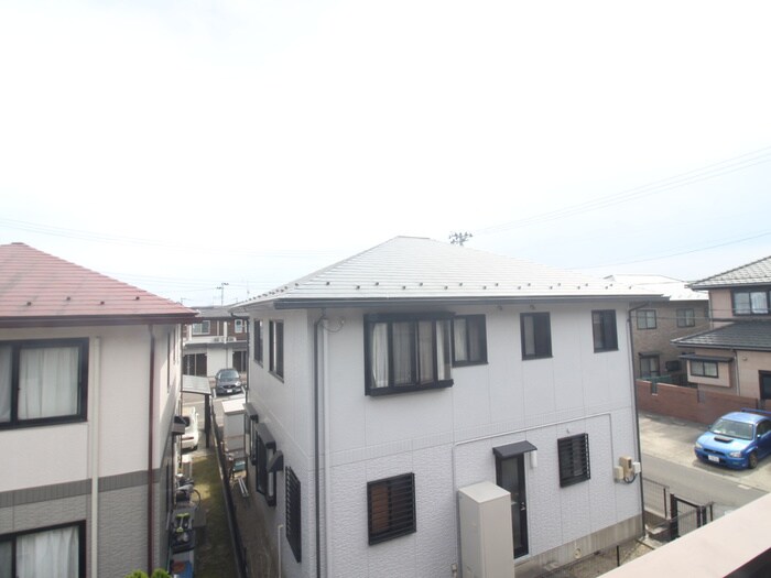 物件内観写真20　(室内からの展望)