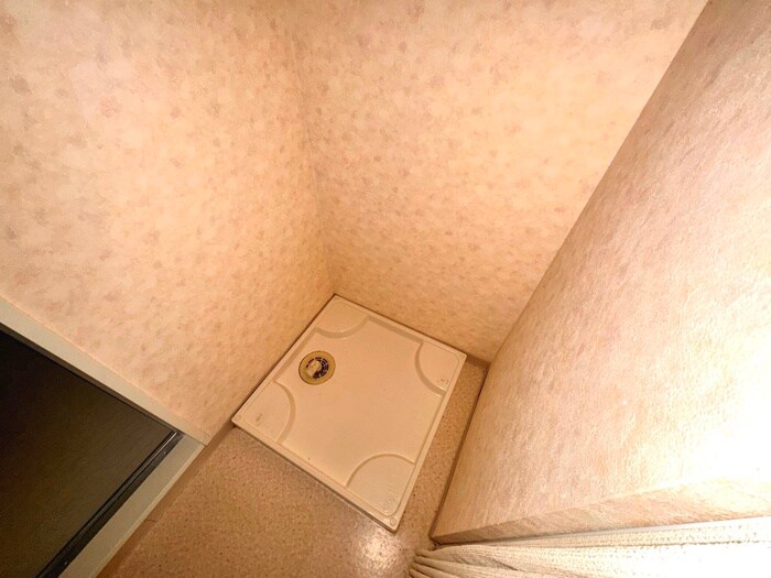 物件内観写真17　(洗濯機置場)