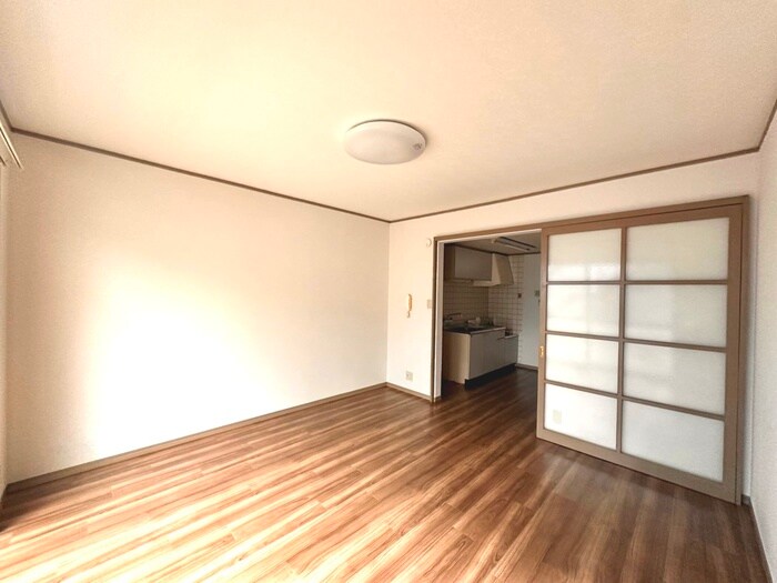 物件内観写真9　(居室)