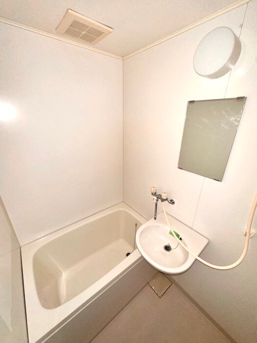 物件内観写真13　(バス／シャワールーム等)