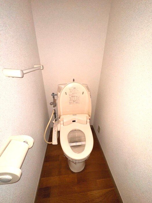 物件内観写真16　(トイレ)