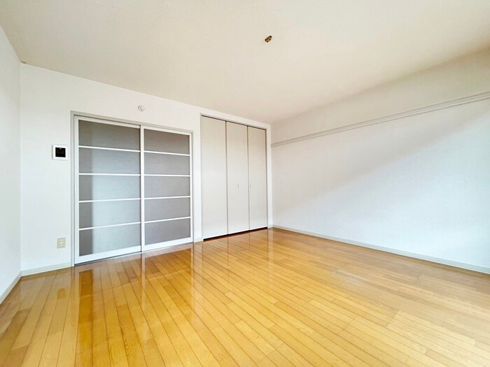 物件内観写真1　(居室)