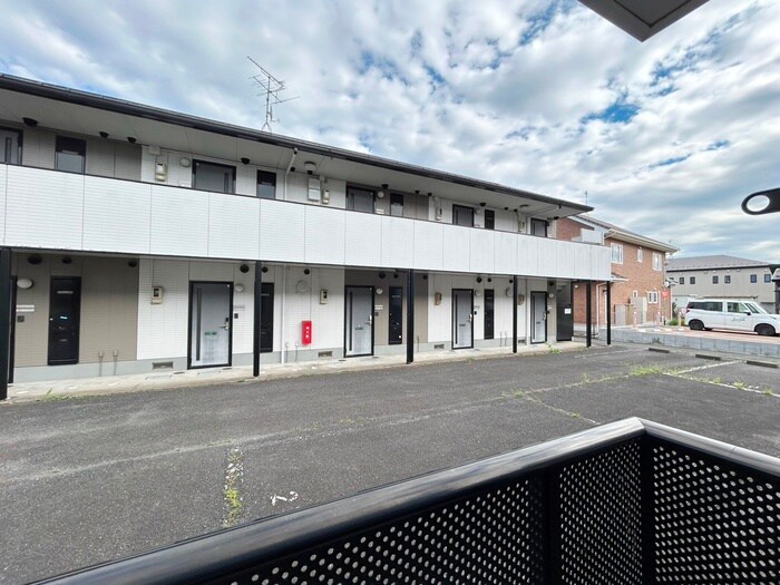 物件内観写真10　(室内からの展望)