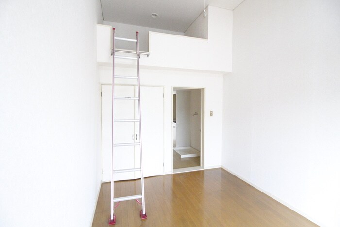 物件内観写真8　(居室)