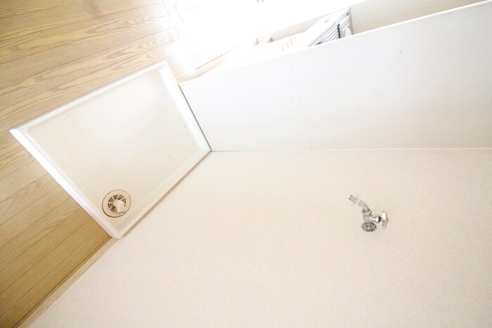 物件内観写真11　(洗濯機置場)