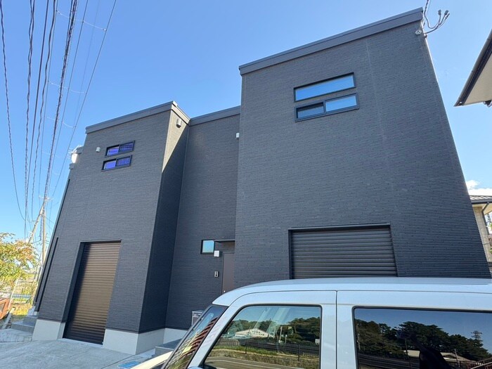 物件外観写真2　(外観写真)