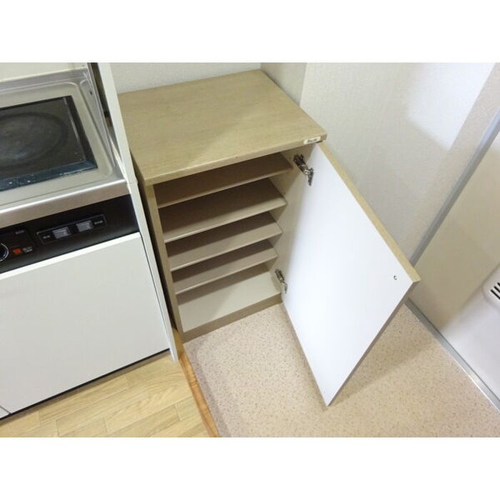 物件内観写真13　(靴箱)