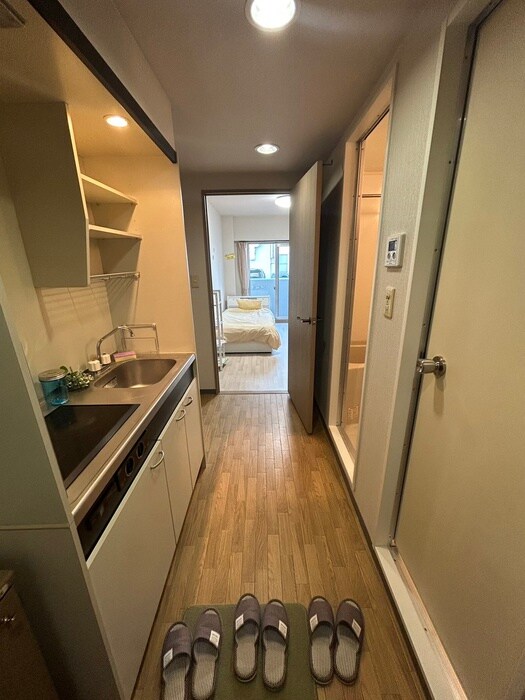 物件内観写真17　(廊下)