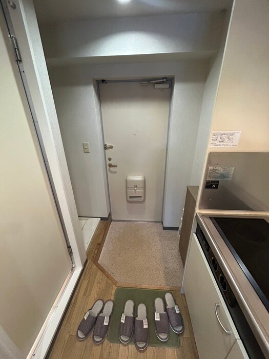 物件内観写真18　(玄関)