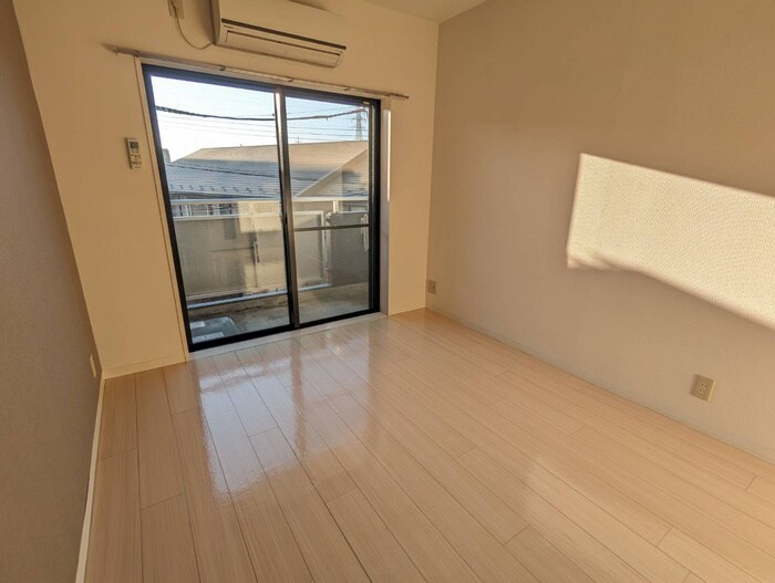 物件内観写真5　(居室)