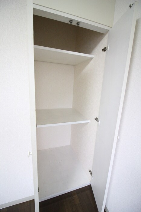 物件内観写真9　(収納)