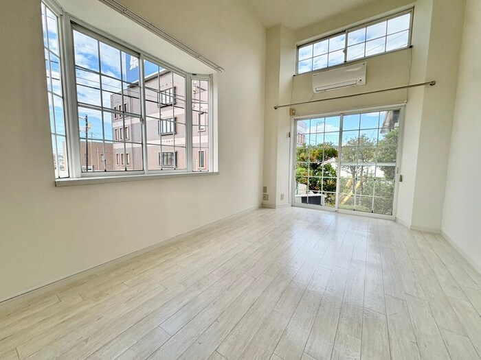 物件内観写真19　(居室)