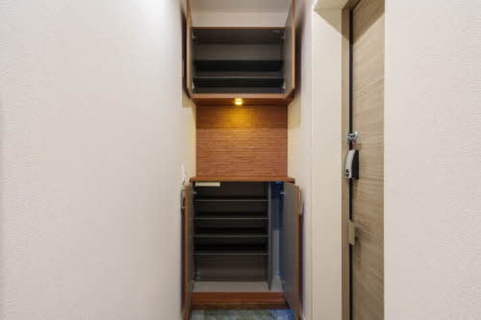 物件内観写真16　(靴箱)