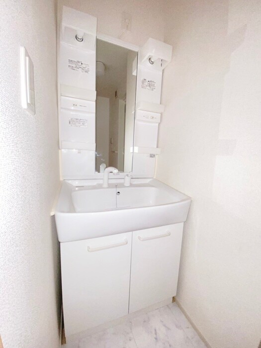 物件内観写真15　(洗面)