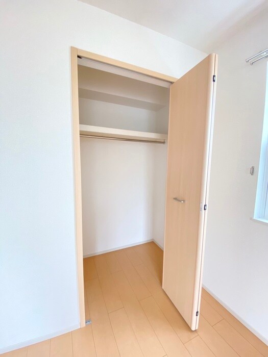 物件内観写真17　(収納)