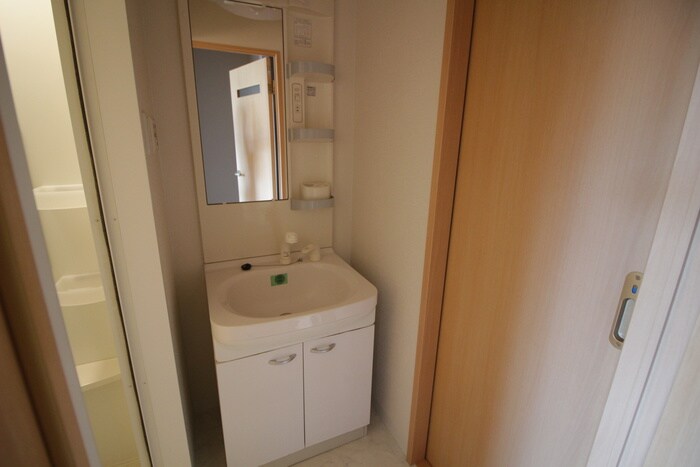 物件内観写真15　(洗面)