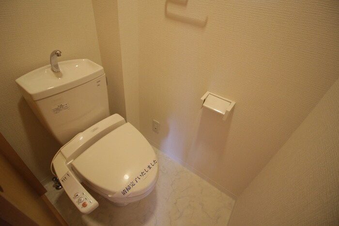 物件内観写真16　(トイレ)