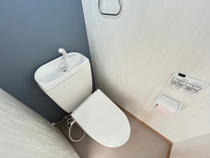 物件内観写真13　(トイレ)