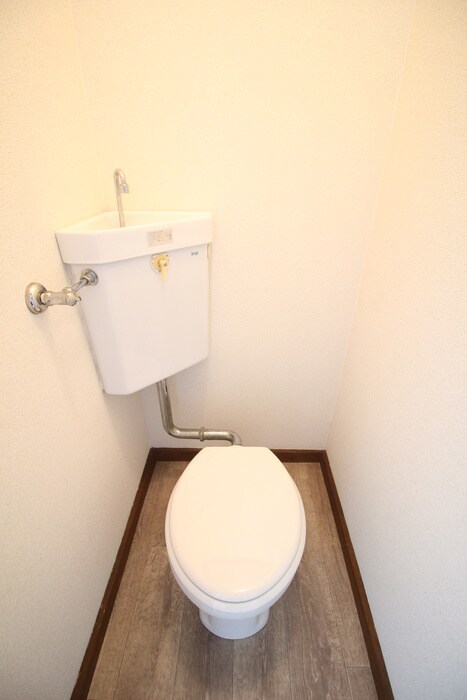 物件内観写真12　(トイレ)