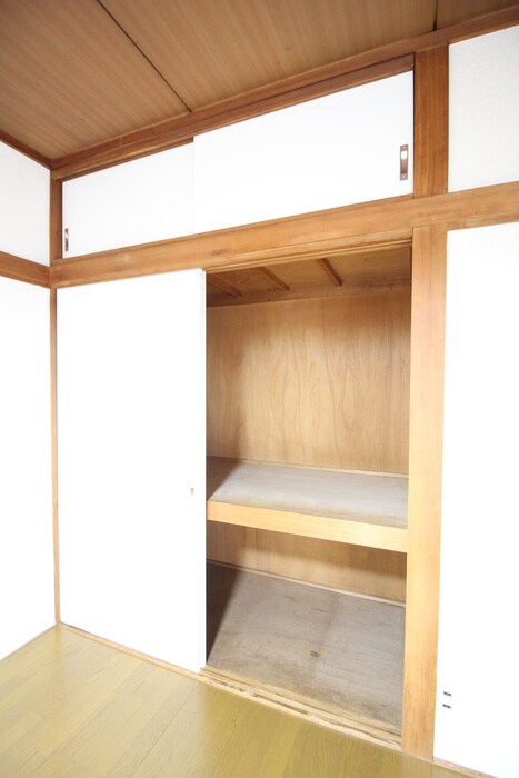 物件内観写真13　(収納)