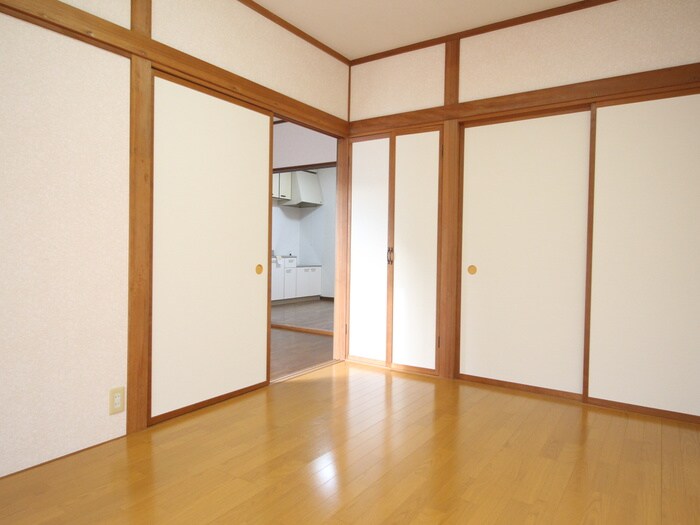 物件内観写真9　(居室)