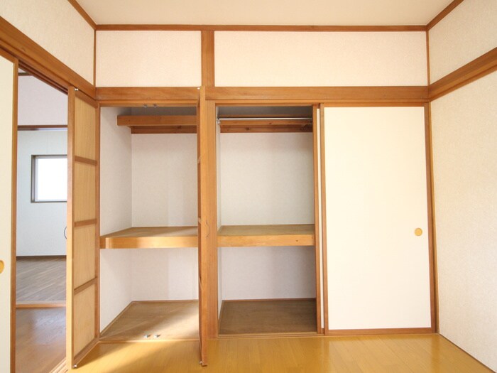 物件内観写真15　(収納)