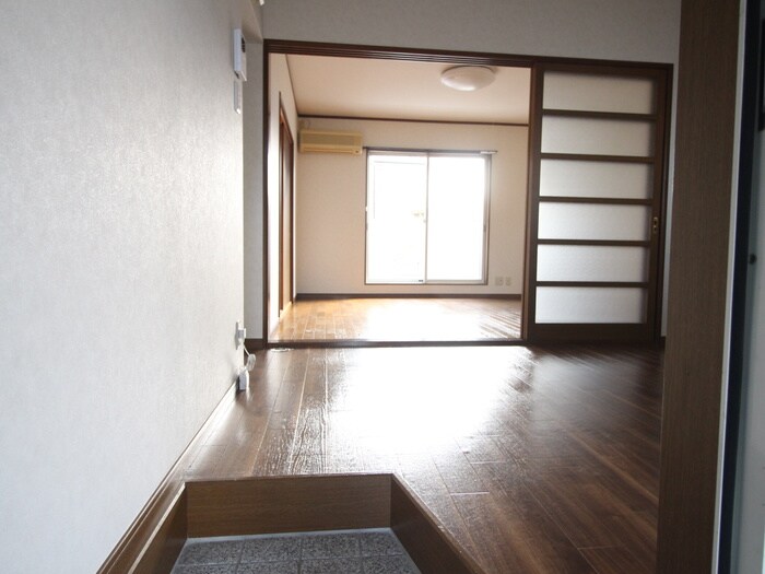 物件内観写真20　(廊下)