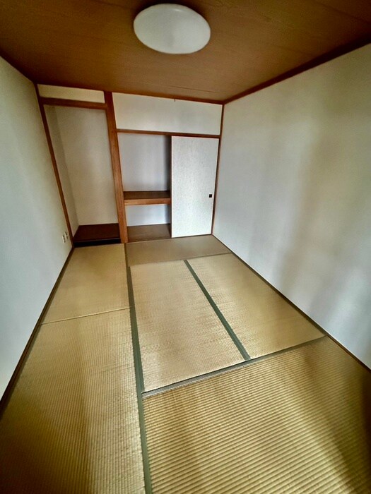 物件内観写真6　(居室)