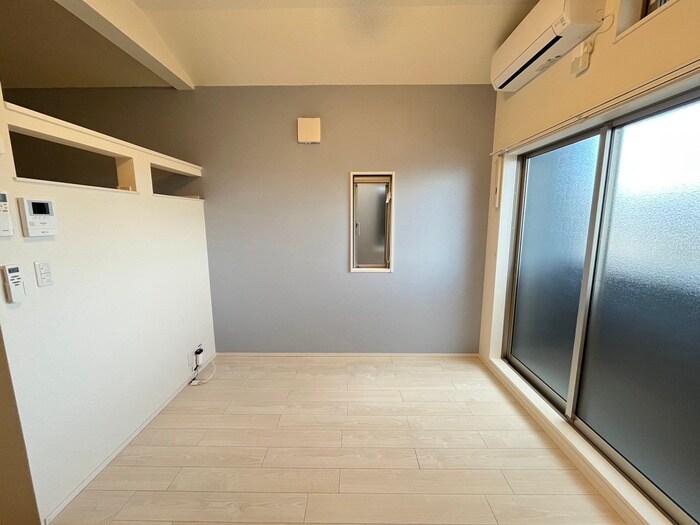 物件内観写真2　(居室)