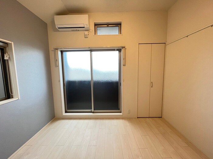 物件内観写真12　(居室)