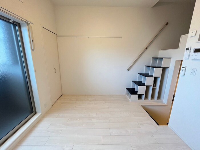 物件内観写真13　(居室)