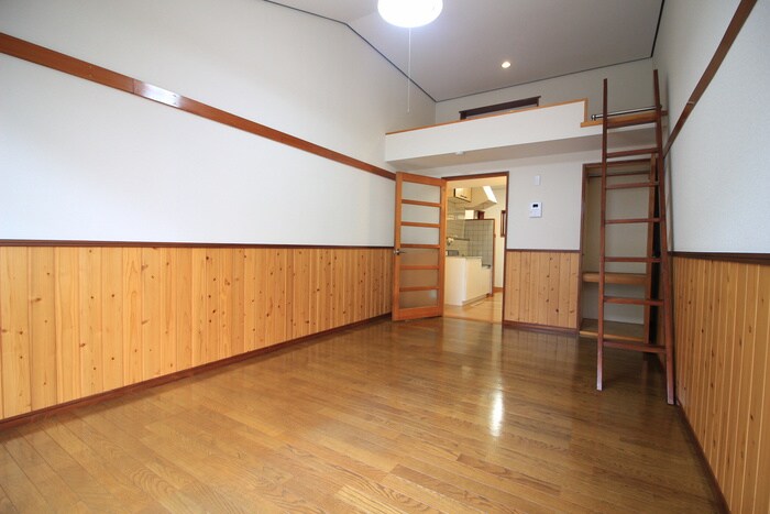 物件内観写真8　(居室)