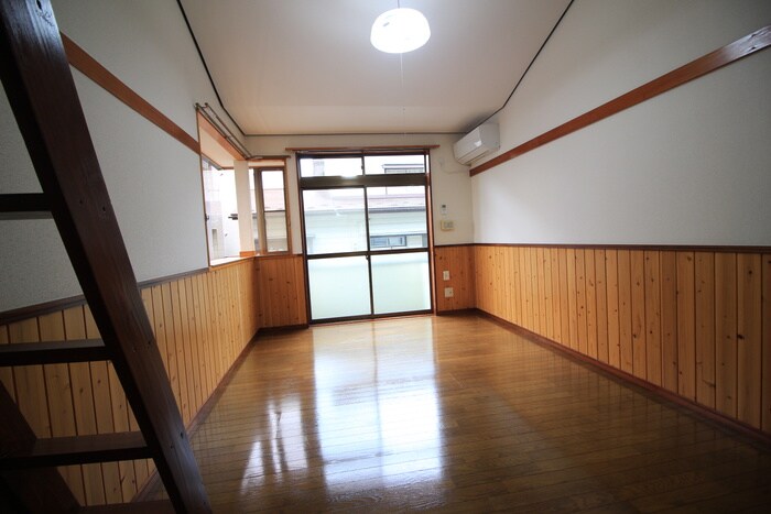 物件内観写真9　(居室)