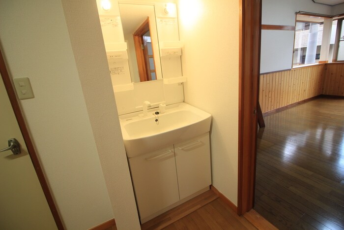 物件内観写真12　(洗面)