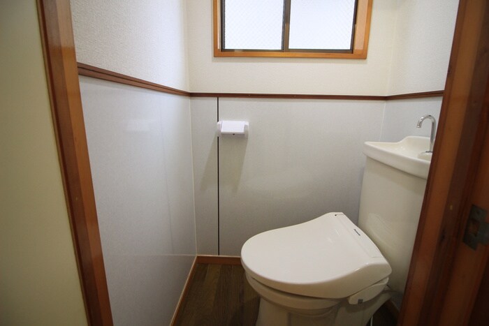 物件内観写真13　(トイレ)