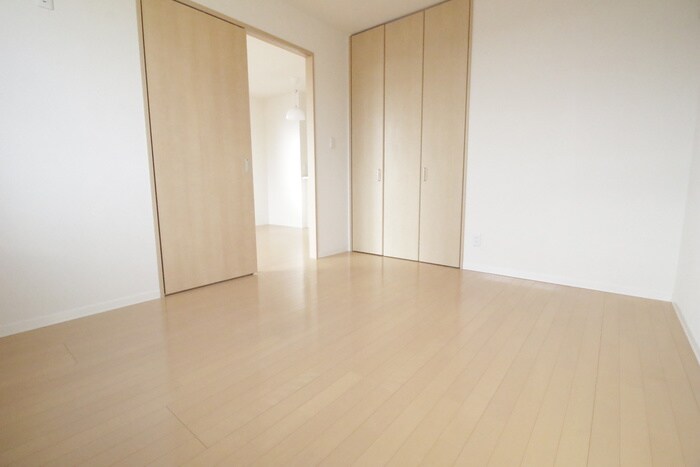 物件内観写真10　(居室)