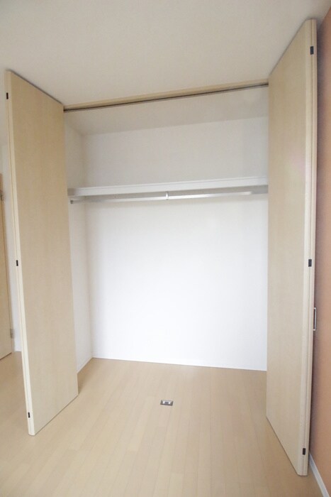 物件内観写真11　(収納)
