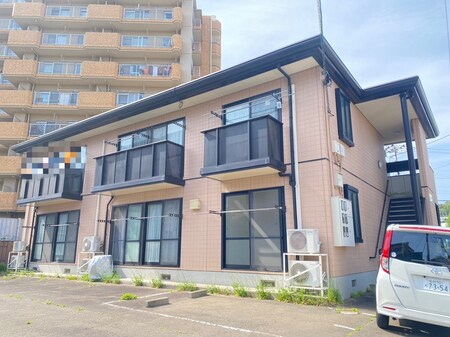 ファミールカノ外観写真