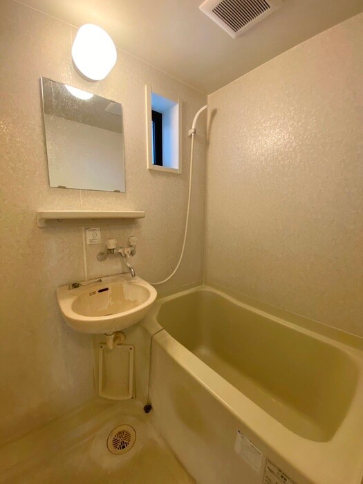 物件内観写真12　(バス／シャワールーム等)