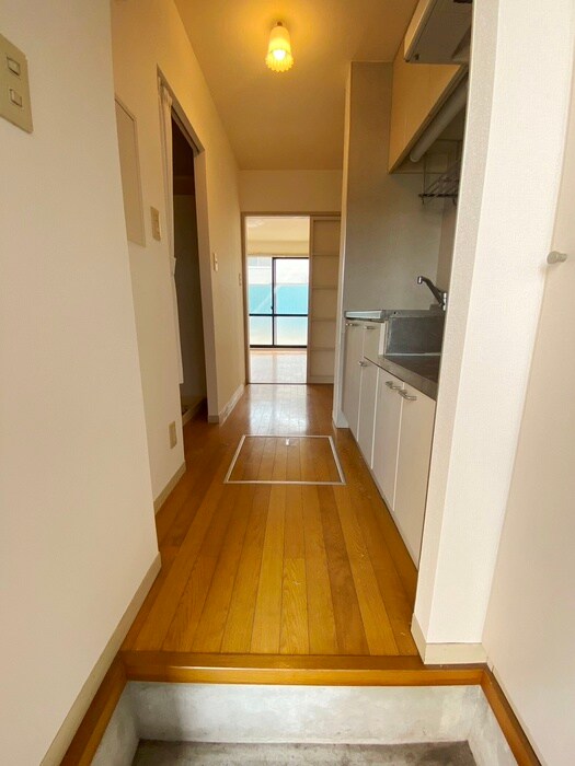 物件内観写真20　(廊下)