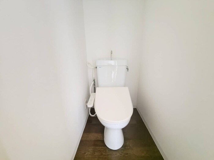 物件内観写真11　(トイレ)