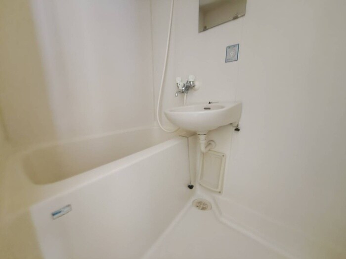 物件内観写真12　(バス／シャワールーム等)