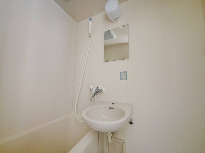 物件内観写真13　(洗面)