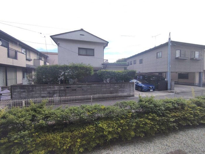 物件内観写真22　(室内からの展望)