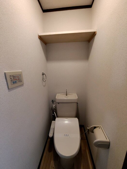 物件内観写真12　(トイレ)